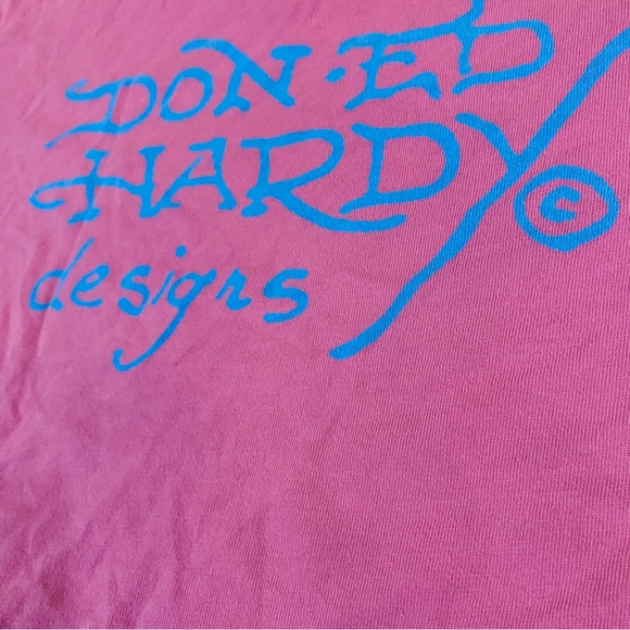 Ed Hardy Pink Cropped T-shirt - Picture 3 of 6
